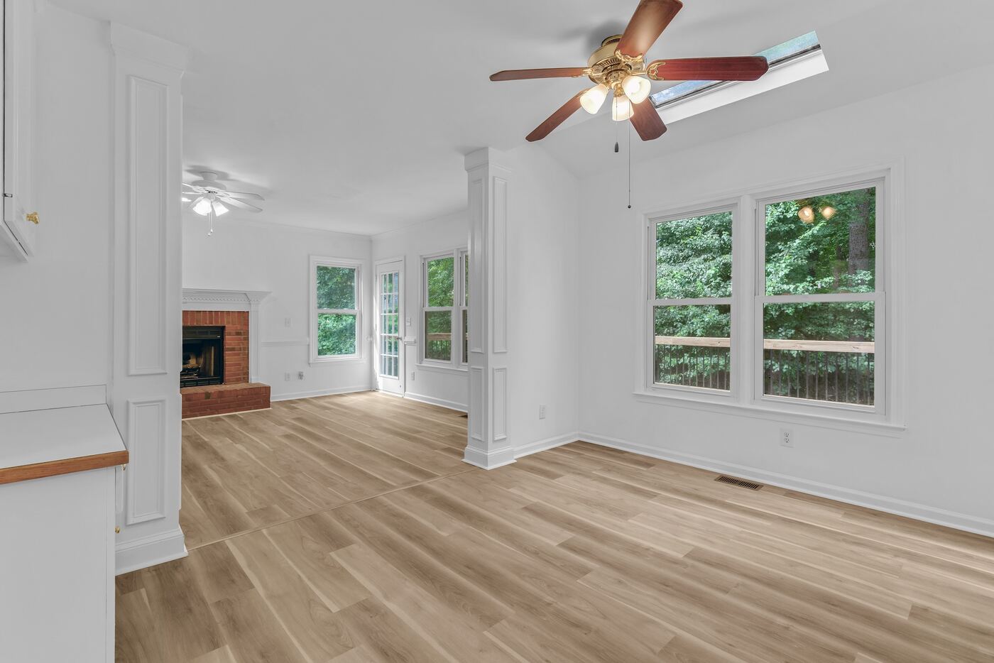Breakfast area with skylight